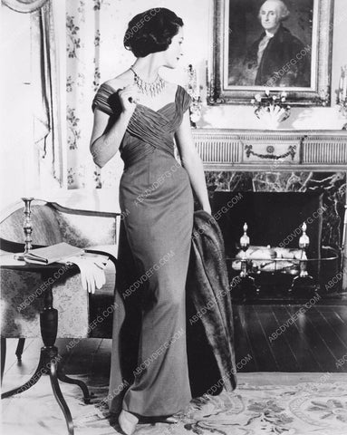 Marie Mode new fashion gown and gloves 81bx01-017