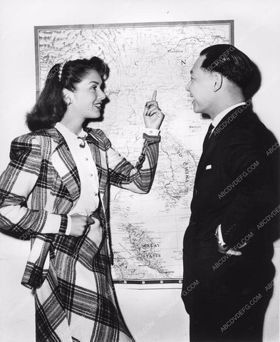 Jinx Falkenburg China Consul T.K. Chang look at map 81bx01-177