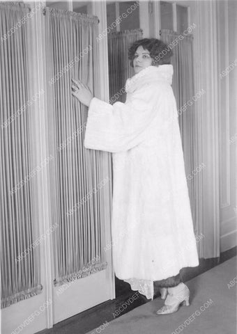 Metropolitan Opera star Clair Eugenia Smith 81bx01-249