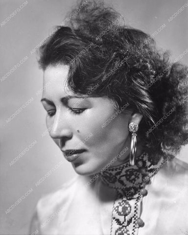 dancer Sonia Venetz to do interpretive dance Mexico,Sweden,India 81bx01-272