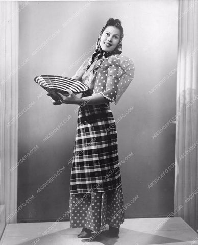 Phillipine dancer Fely Franquelli comes to LA by Merle Armitage 81bx01-273