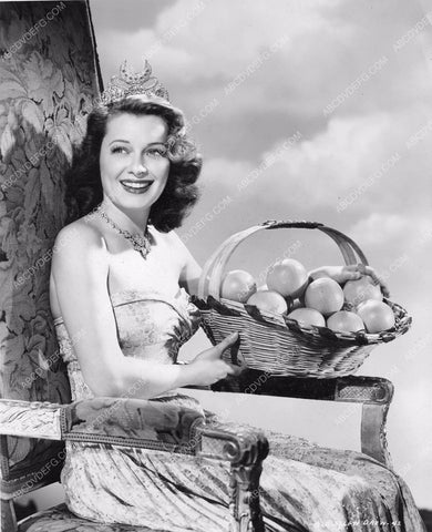 lovely Ellen Drew crowned San Bernadino Cal Orange Show queen 81bx01-289