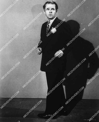 Elisha Cook Jr portrait 8201-32
