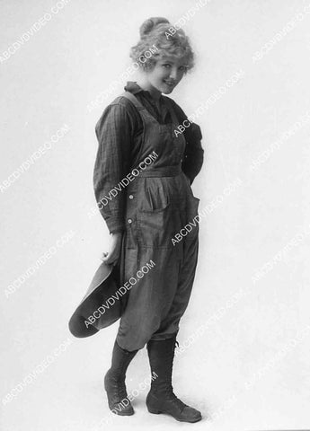 Mary Miles Minter portrait 8205-12