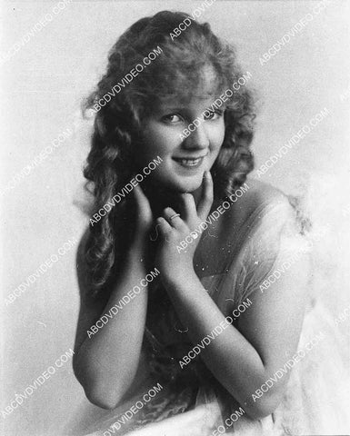 Mary Miles Minter portrait 8205-16