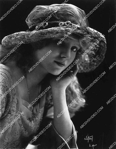 Mary Miles Minter portrait 8205-27