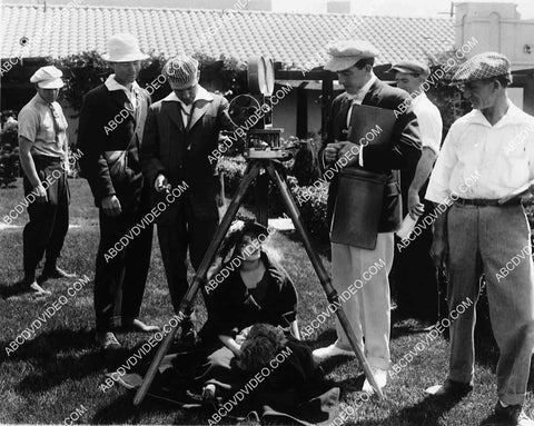 Mary Miles Minter waits while the crew sets up the camera 8207-4