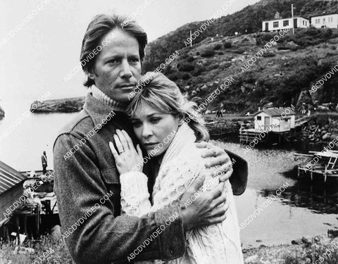 Peter Strauss Dee Wallace TVM A Whale for the Killing 8207-35