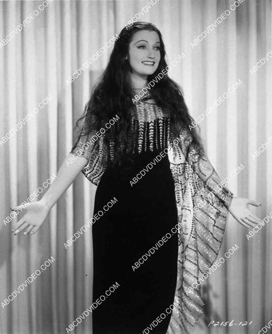 beautiful Dorothy Lamour 8242-14