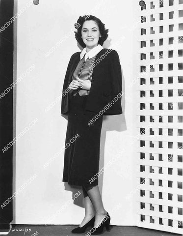 Maureen O'Sullivan fashion portrait 8245-21