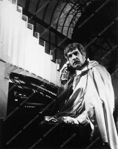 Vincent Price as The Abominable Dr. Phibes 8260-01