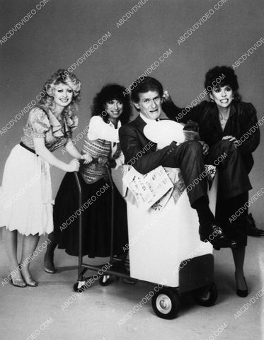 Rachel Dennison Valerie Curtin Peter Bonerz Rita Moreno TV Nine to Five 8484-01