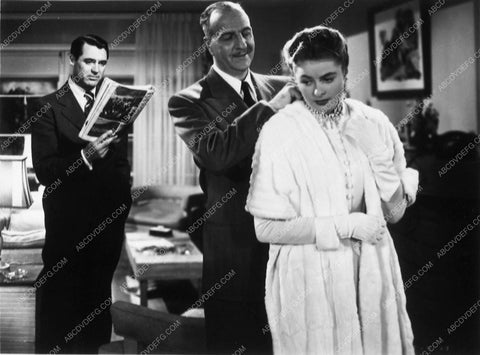 Ingrid Bergman Cary Grant Notorious 8509-26