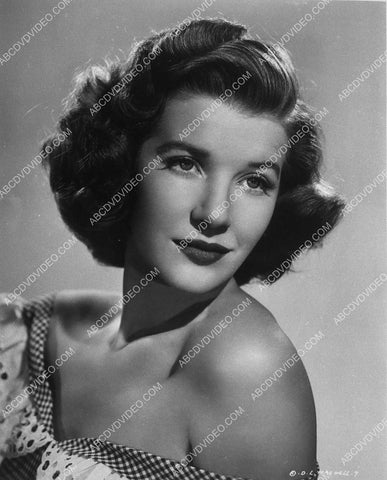 beautiful Lois Maxwell portrait 8597-32