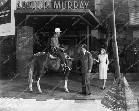 Gene Autry & Champion in front Arthur Murray Dance Studios 8658-25