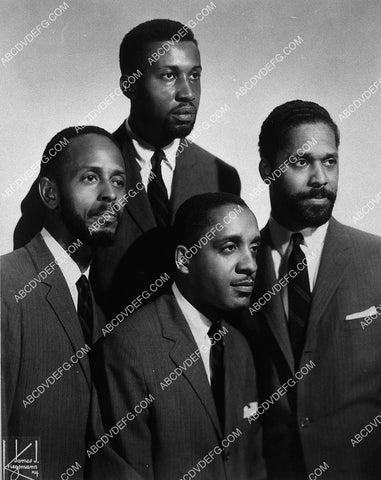music The Modern Jazz Quartet portrait 8668-25