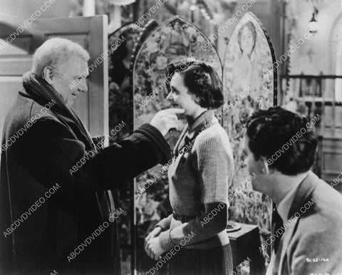 Margaret Leighton film The Holly and the Ivy 8730-01