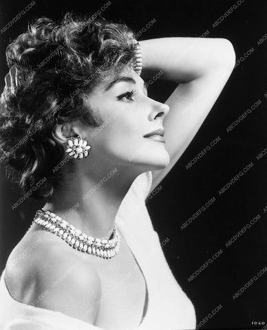 Kay Kendall portrait 8823-33
