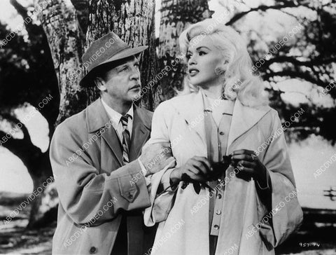 Dan Dailey Jayne Mansfield film The Wayward Bus 8832-27
