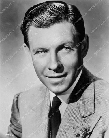 George Murphy portrait 8898-23