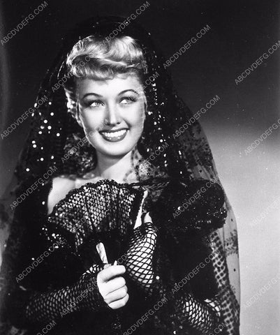 is this Ginny Simms as a blonde maybe 8969-01