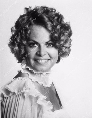 Sally Struthers portrait 8969-03