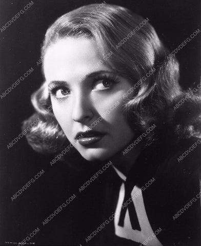 great Laraine Day portrait 8969-04