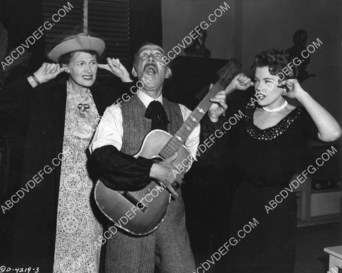 Gail Bonney Andy Clyde Barbara Bartay short subject film Tooting Tooters 8B11-232