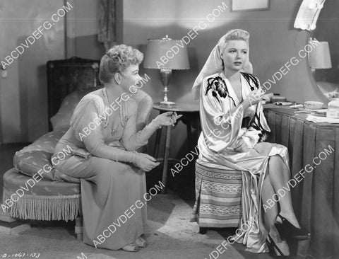 Spring Byington Marjorie Reynolds film Meet Me on Broadway 8B11-312