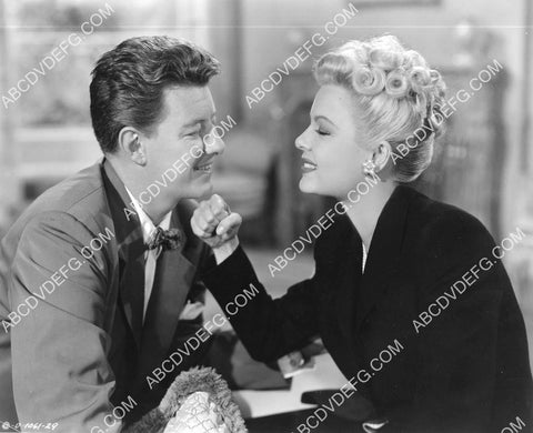 Fred Brady Marjorie Reynolds film Meet Me on Broadway 8B11-321