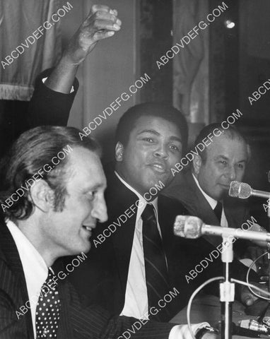 Muhammad Ali press conferrence 8B11-400