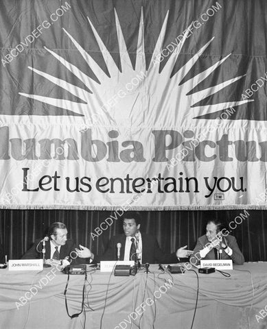 Muhammad Ali press conferrence 8B11-408