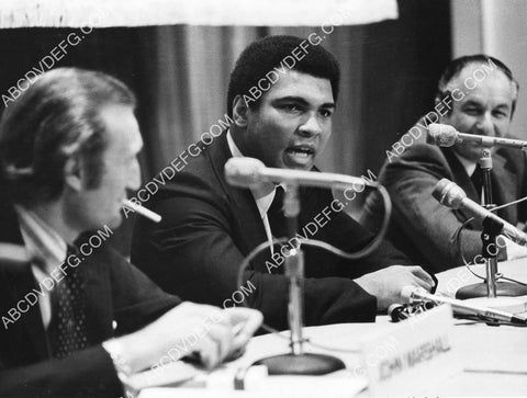 Muhammad Ali press conferrence 8B11-420