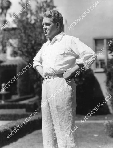 Nelson Eddy out in the sunshine 8B11-756