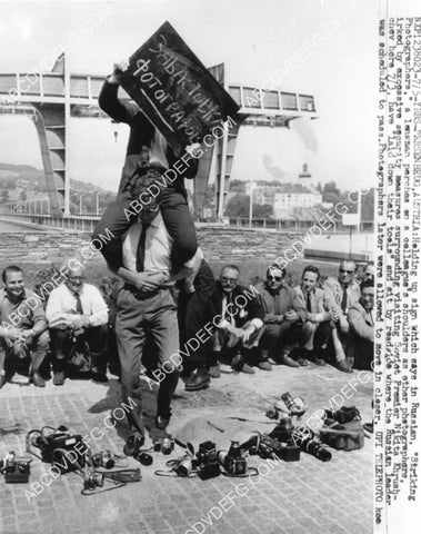 Russian photographers strike in Austria for Nikita Khrushchev arrival 8B11-798