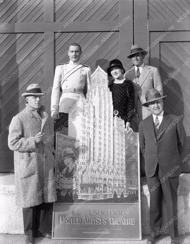 D.W. Griffith John Gilbert Doug Fairbanks Mary Pickford UA Theatre promo 8b03-095