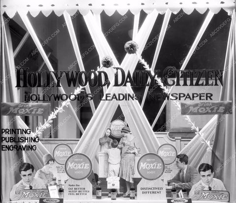 Citizen Daily Newspaper execs historic Los Angeles window displays 8b03-220