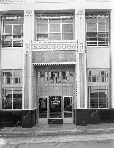 Citizen Daily Newspaper execs historic Los Angeles window displays 8b03-223