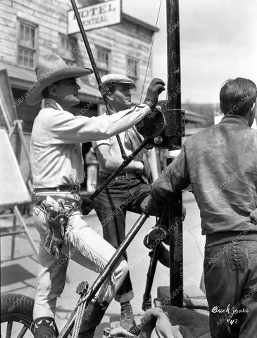 Buck Jones and crew behind the scenes 8b03-354