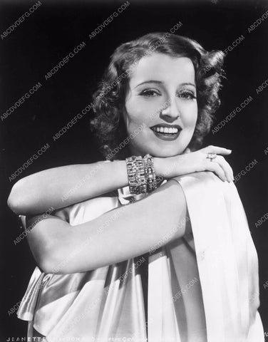 Jeanette MacDonald portrait 8b03-817