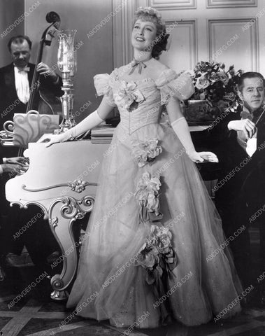 Jeanette MacDonald portrait 8b03-859