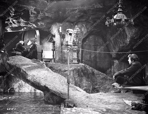 Herbert Lom version The Phantom of the Opera 8b4-267
