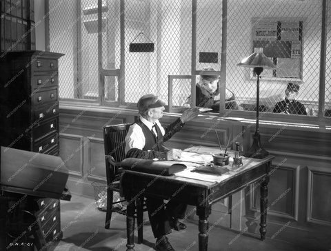 Ida Lupino film One Rainy Afternoon 8b4-445