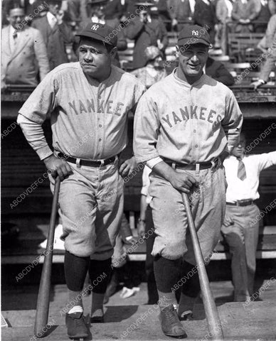 sports baseball Babe Ruth Lou Gehrig standing outside the dugout 8b4-706