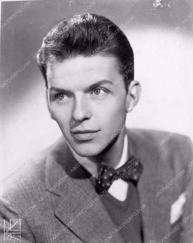 Frank Sinatra portrait 8b4-847