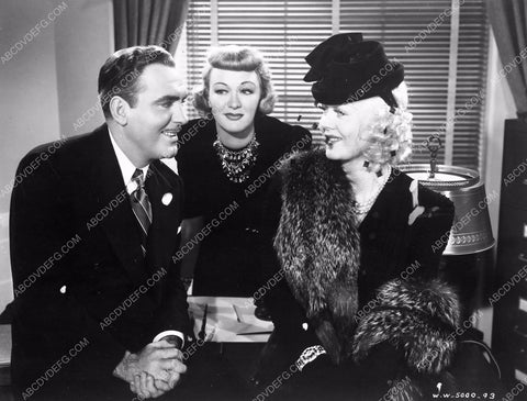 Pat O'Brien Marion Martin Claire Dodd film Slightly Honorable 8b5-011