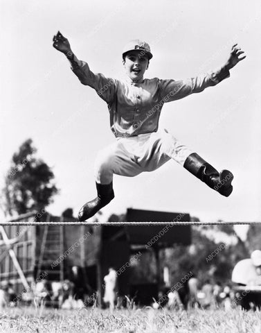Freddie Bartholomew as jockey 8b5-263