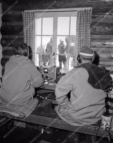 Desi Arnaz cast crew behind scenes Westinghouse Desilu Playhouse 8b5-276