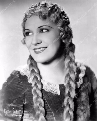 Leola Turner of the San Carlo Opera Co. 8b6-024