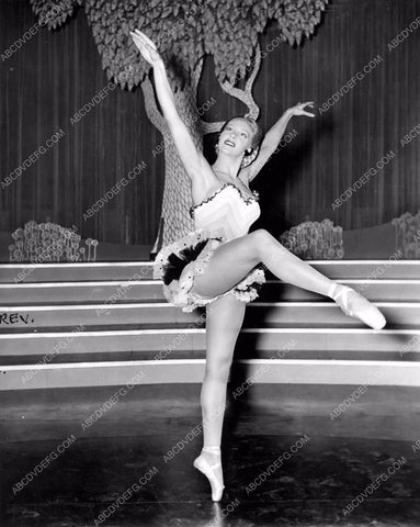 dance ballet unknown ballerina 8b6-030